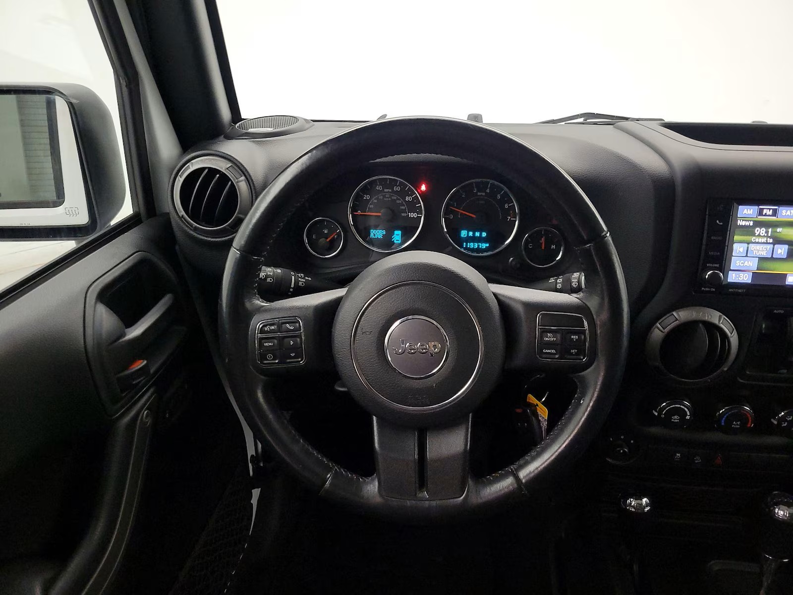 Jeep Wrangler Unlimited Sport 2016 $198,000.00 - Imagen 11