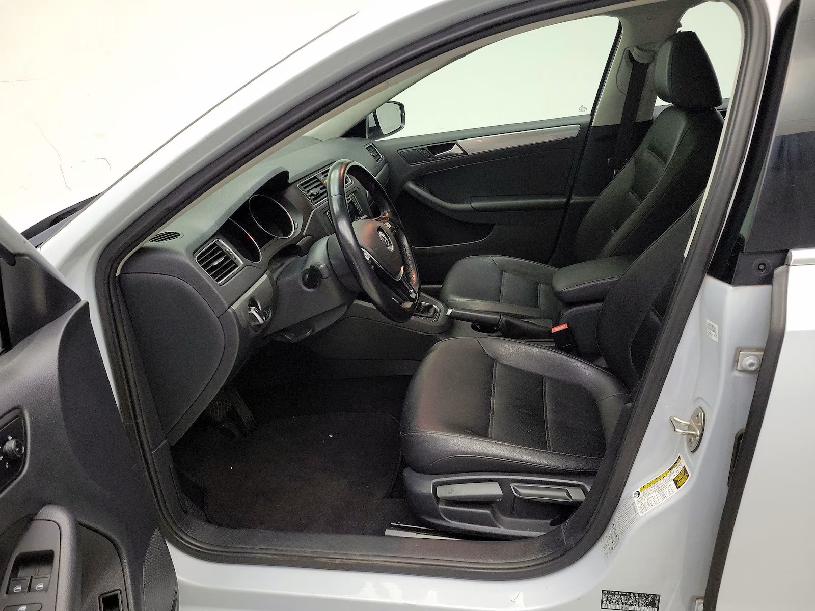 Volkswagen Jetta SE 2017 $125,400.00 - Imagen 9