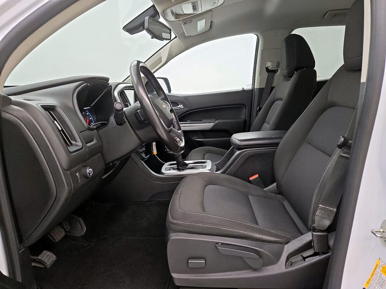 Chevrolet Colorado LT 2018 $210,000.00 - Imagen 12