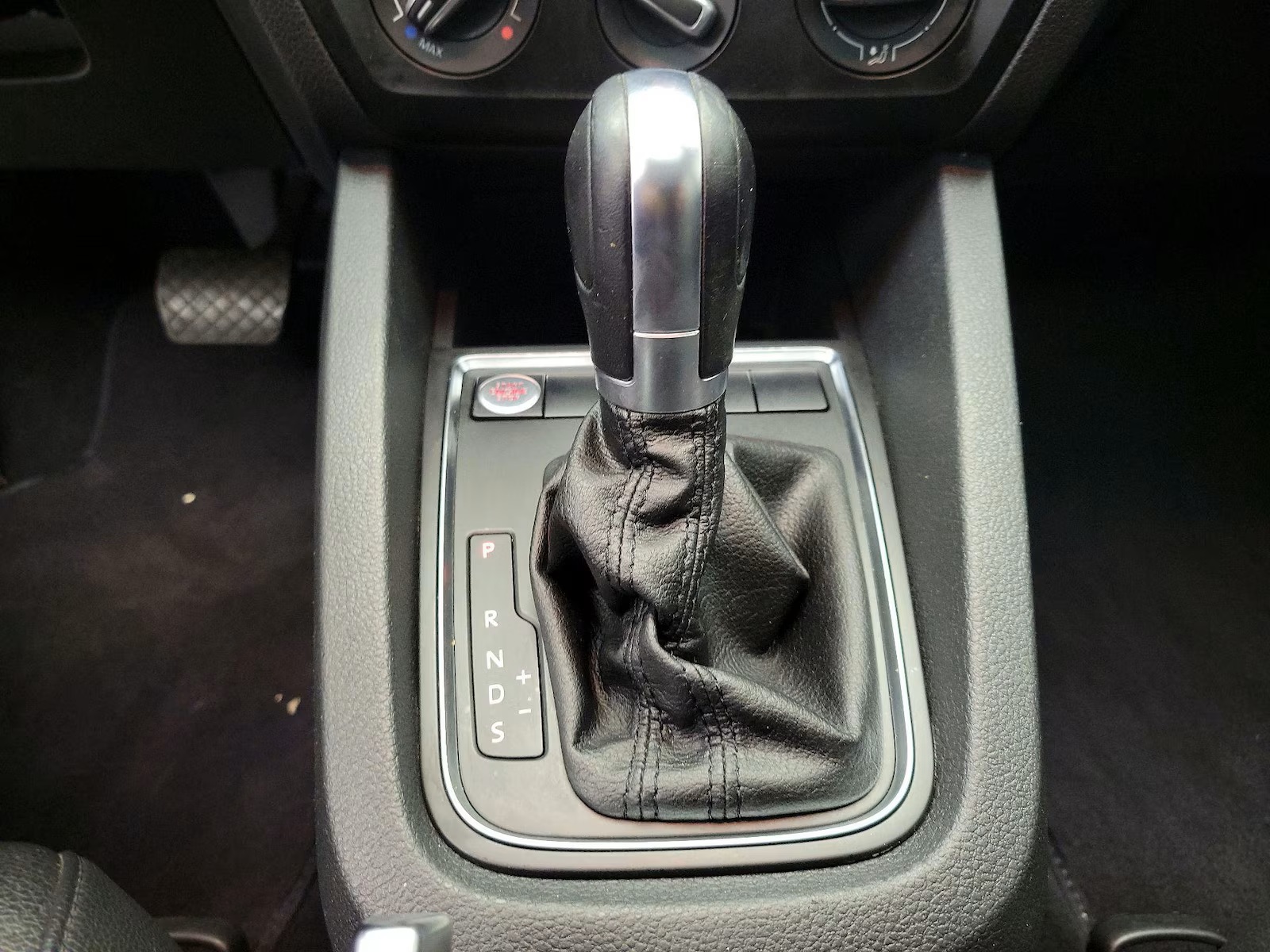 Volkswagen Jetta SE 2017 $125,400.00 - Imagen 14