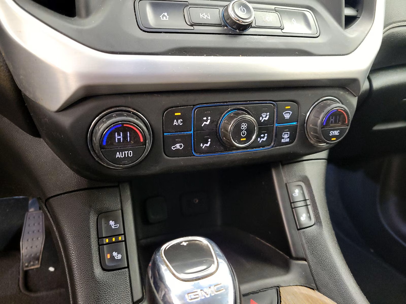 GMC Acadia SLE 2019 $192,000.00 - Imagen 15