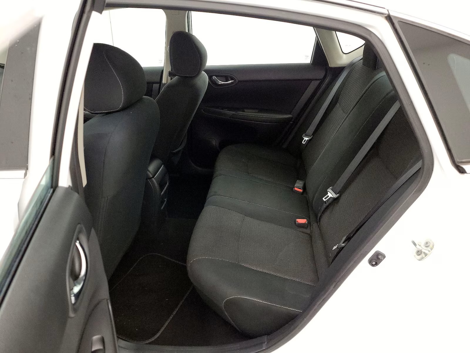 Nissan Sentra S 2019 $132,000.00 - Imagen 13