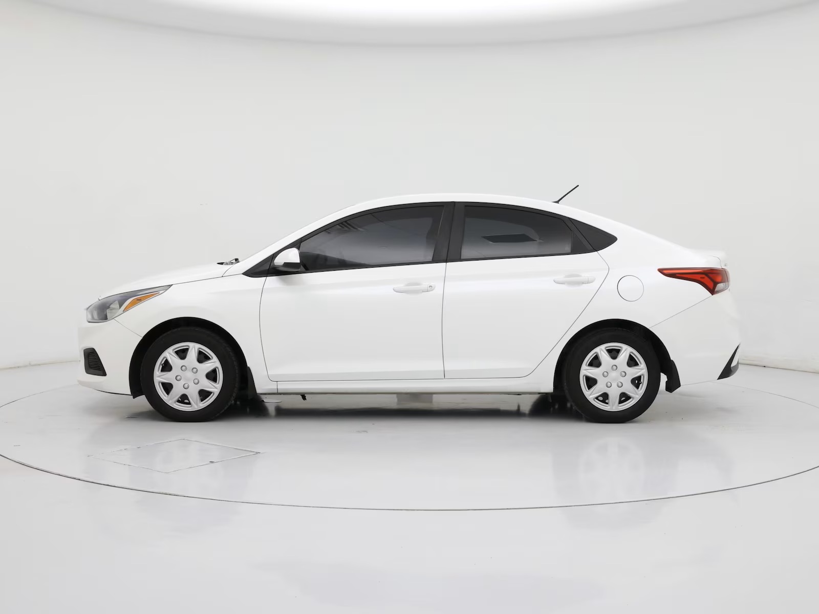 Hyundai Accent SE 2018 $102,000.00 - Imagen 4